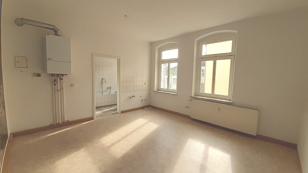 WG-Wohnung mit 4-Zimmern, 3.OG mit 2 Bädern in ruhigem und zentralem Wohnviertel von Gera 4 zimmer