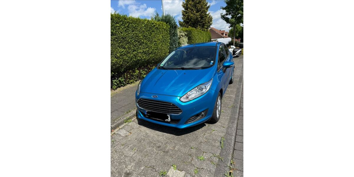 Ford Fiesta 84.000 km 6.300 &euro; Bad Lippspringe 33175