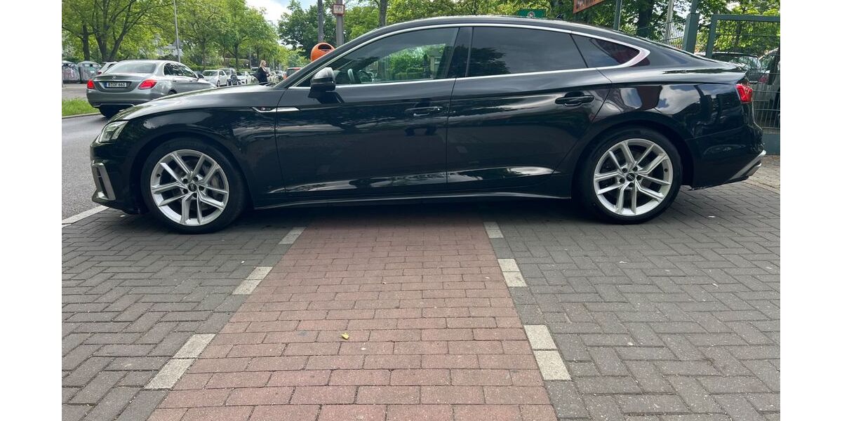 Audi A5 139.000 km 29.990 &euro; Berlin 12353