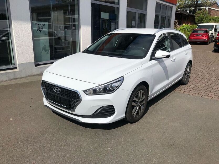 i30