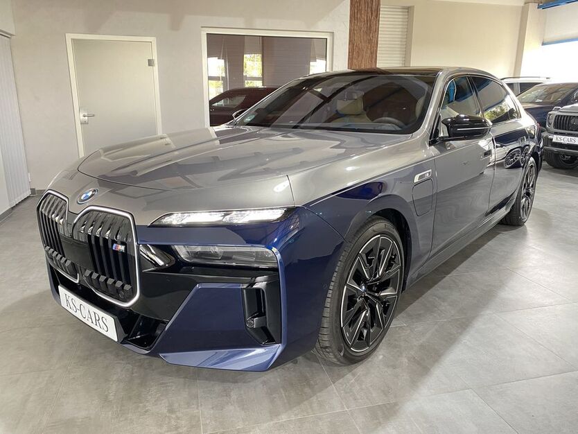 BMW M760 15.500 km 169.990 € Markranstädt 04420