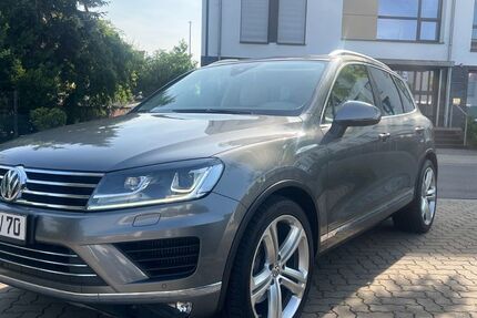 VW Touareg 241.000 km 17.499 &euro; Wuppertal 42283