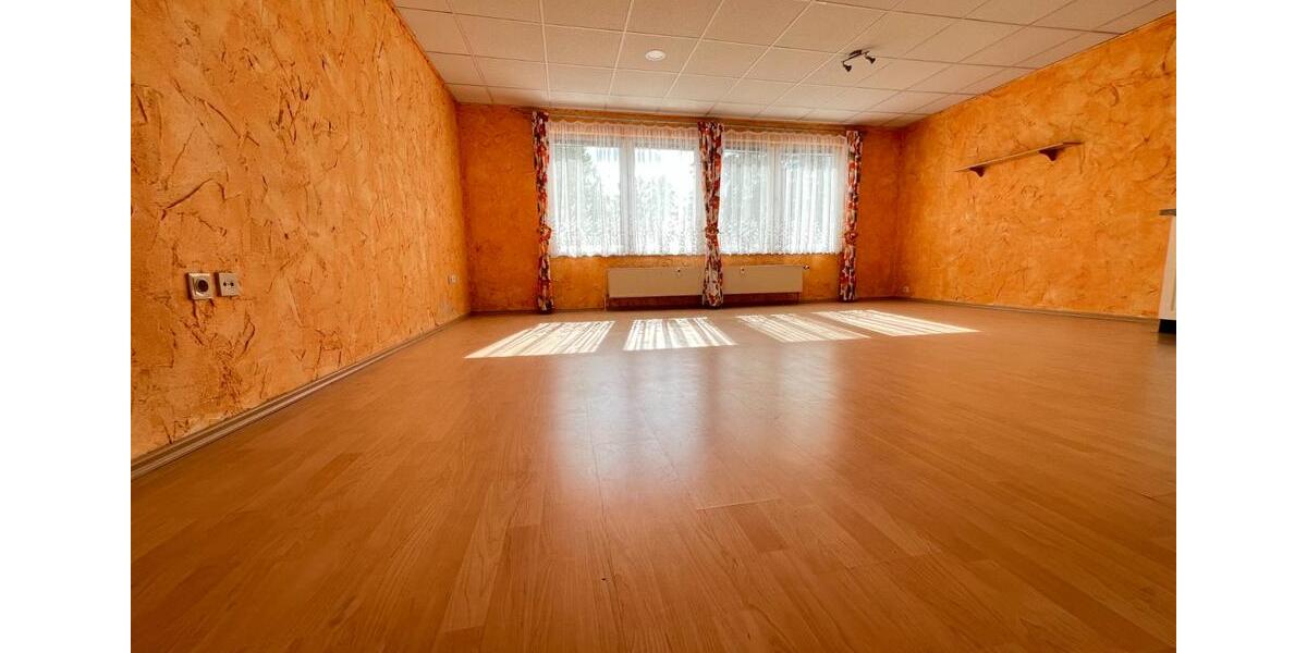 Etagenwohnung Lohsa - 2 Zimmer, 68 m&sup2;, 65.000&euro; | Angebot:26890208