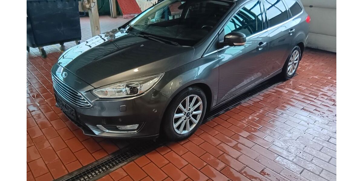 Ford Focus 142.963 km 5.950 &euro; Oberstenfeld 71720