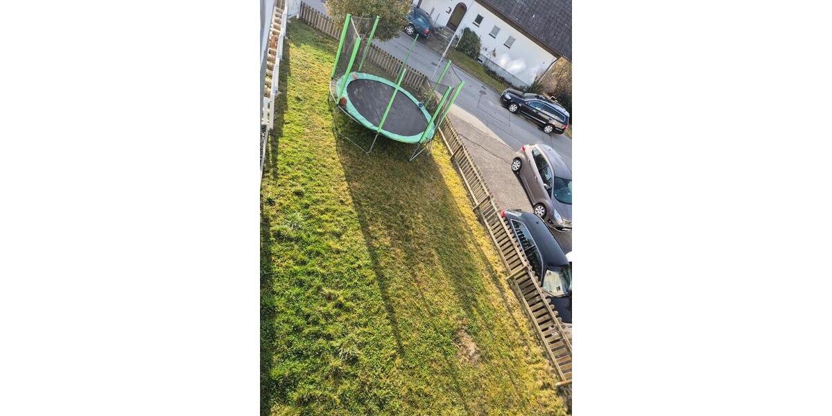 Etagenwohnung Vogt - 5 Zimmer, 120 m&sup2;, 1.050&euro; | Angebot:25421040