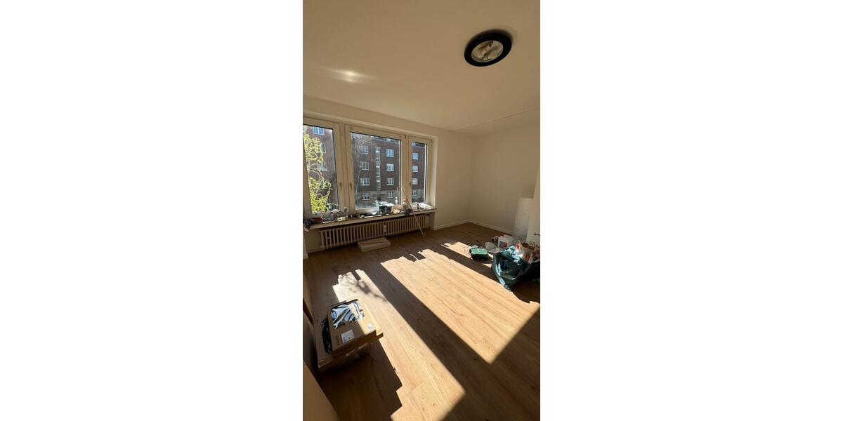 Etagenwohnung Düsseldorf Düsseltal - 1 Zimmer, 26 m&sup2;, 572&euro; | Angebot:26675457