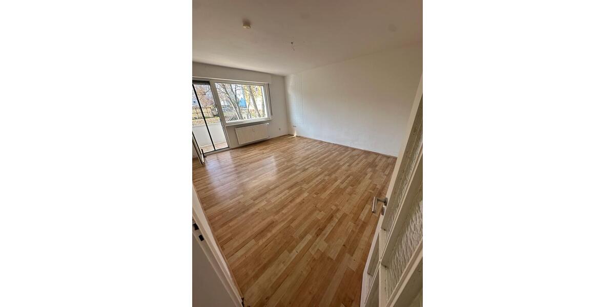 Etagenwohnung Eisenberg (Pfalz) - 1 Zimmer, 67 m&sup2;, 700&euro; | Angebot:25402021