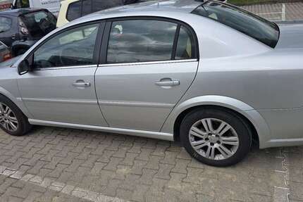 Opel Vectra 140.000 km 1.525 &euro; Böblingen 71032