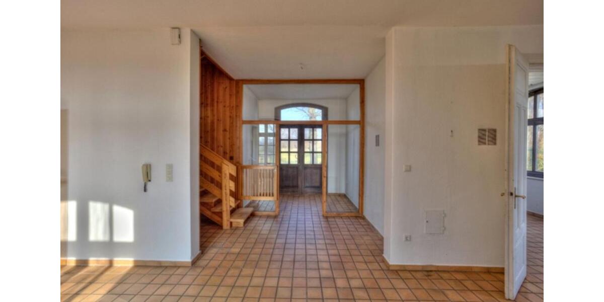 Freistehendes Einfamilienhaus mit großem Garten und Kamin 6 zimmer