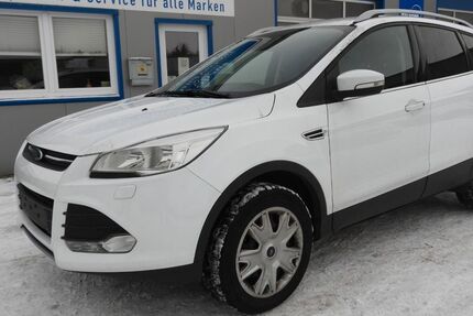 Ford Kuga 152.000 km 7.800 &euro; Boostedt 24598