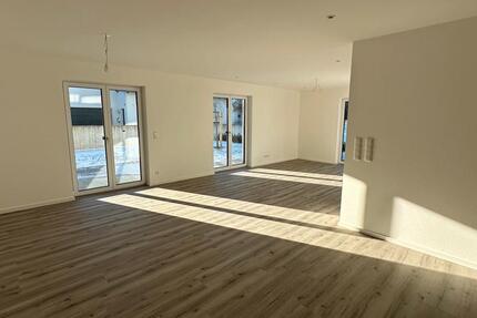 Neubau - 4 Zimmer Wohnung in Mindelheim (nur 25 min von LL) 4 zimmer