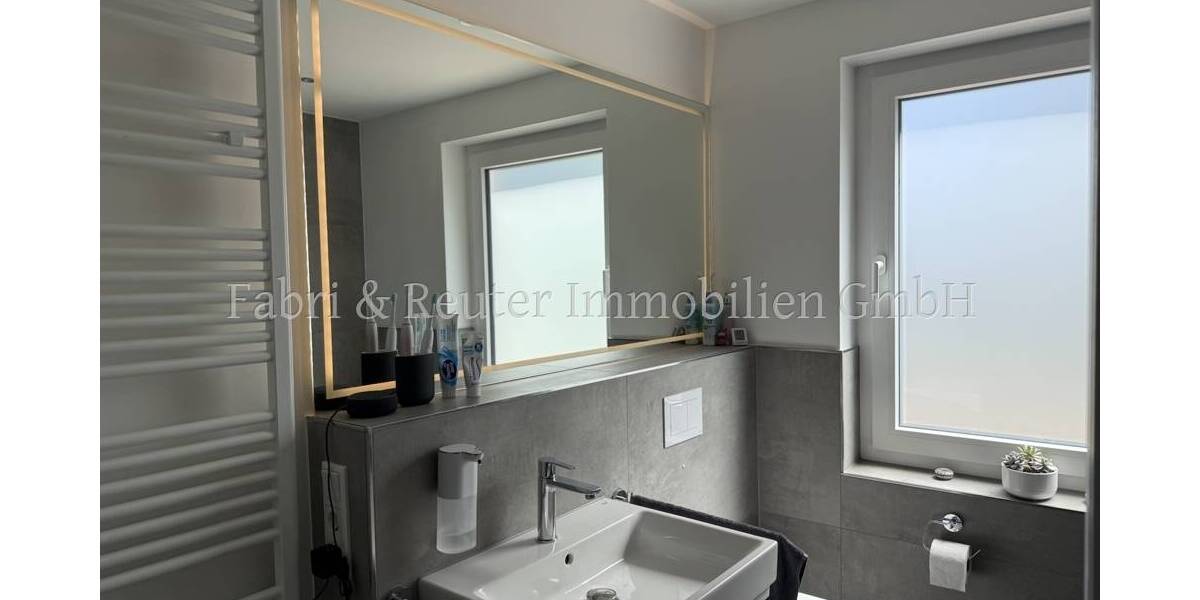 Etagenwohnung Kempen - 2 Zimmer, 74 m&sup2;, 1.090&euro; | Angebot:26786780
