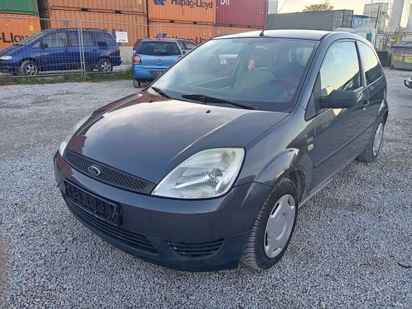 Ford Fiesta 59.800 km 1.950 € München 80687