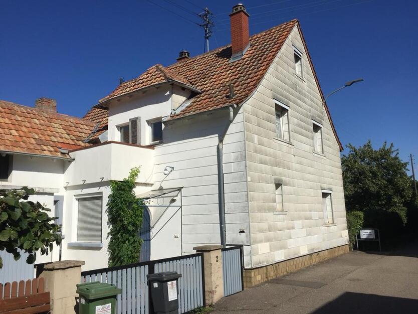 Einfamilienhaus in Birkweiler zu vermieten auch als WG