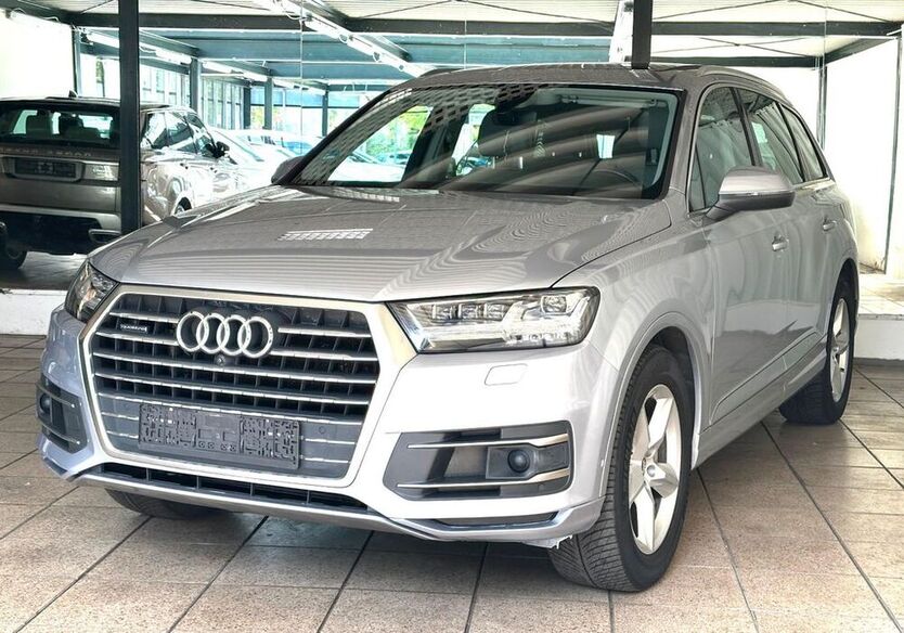 Q7