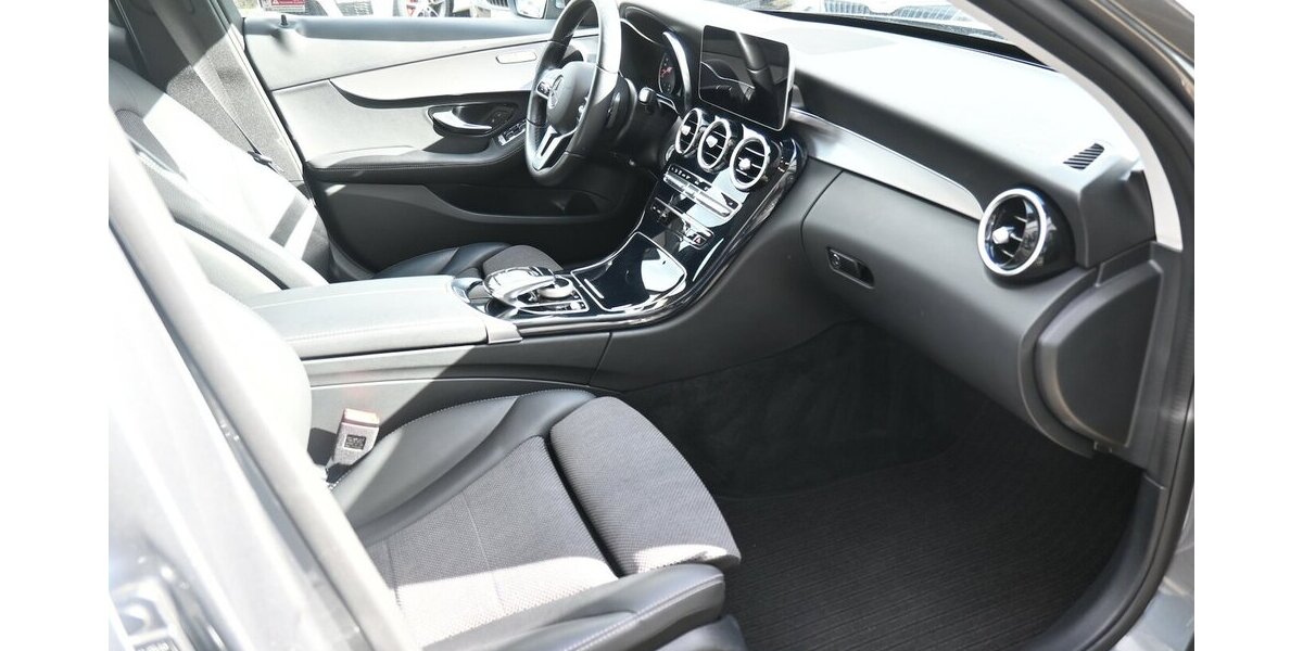 Mercedes-Benz C 200 Td 9G*Avantg* Leder Navi LED RFK 17Alu AHK 120.000 km 19.500 &euro; Seevetal - Hittfeld 21218
