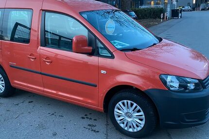 VW Caddy 24.965 km 13.850 &euro; essen 45239