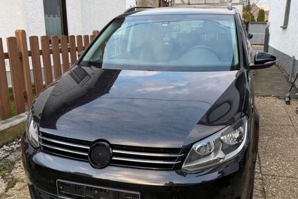 VW Touran 227.490 km 3.500 &euro; Langenscheid 65558