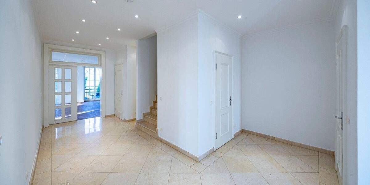 Doppelhaushälfte Meerbusch / Büderich Büderich - 7 Zimmer, 289 m&sup2;, 8.500&euro; | Angebot:23130337