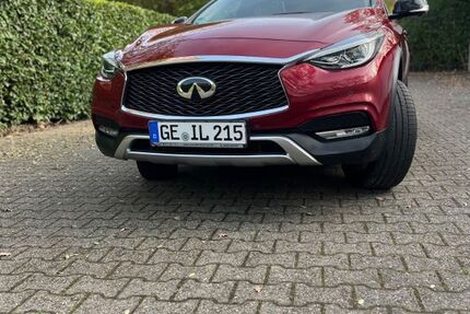 INFINITI QX30 88.000 km 18.900 € neuss 41468