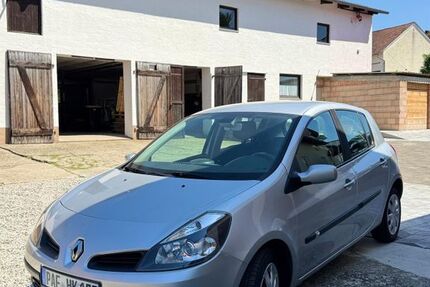 Renault Clio 136.882 km 2.500 &euro; Pfaffenhofen 85276