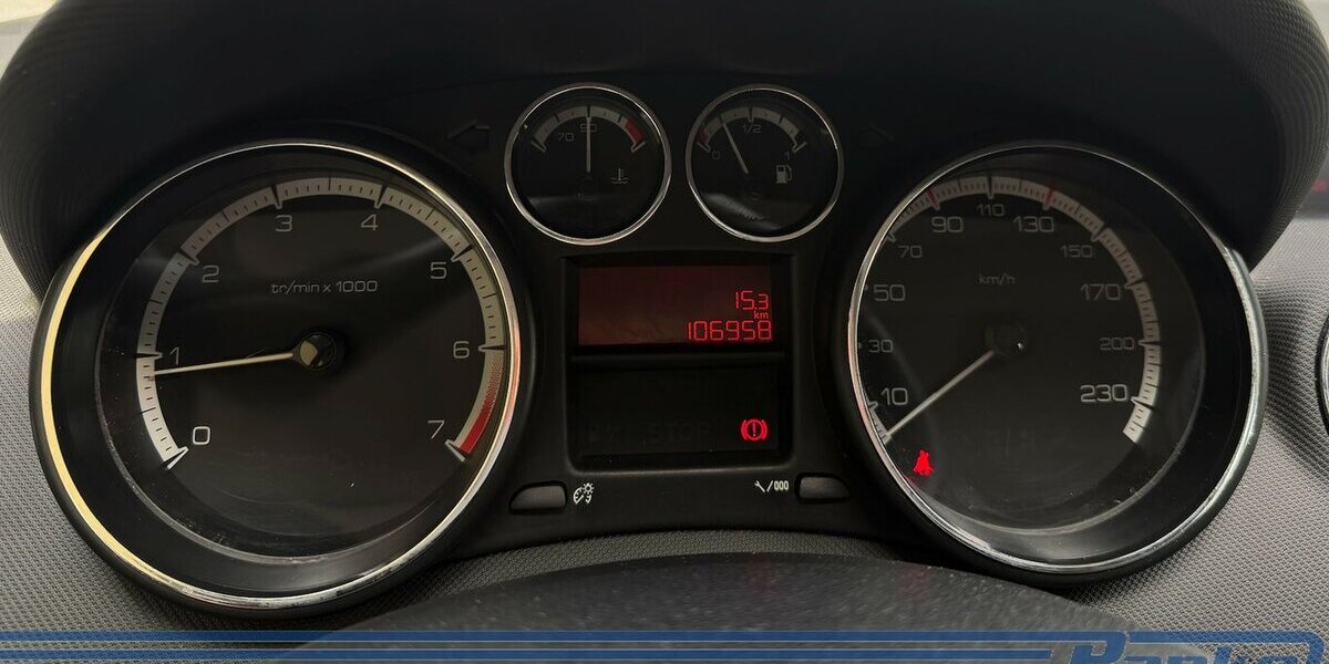 Peugeot 308 Active*PDCh*Klima*S.heft*LED*Tel.*Tempo 106.958 km 4.480 &euro; Berlin 13187