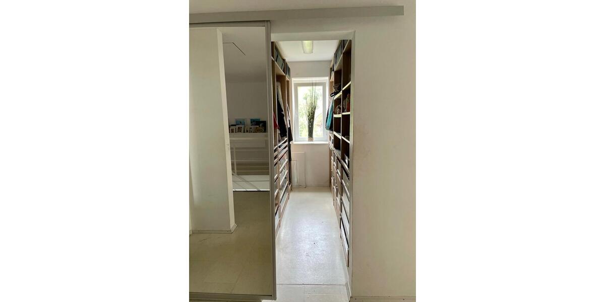 Einfamilienhaus Pfedelbach - 5.5 Zimmer, 240 m&sup2;, 850.000&euro; | Angebot:25869575