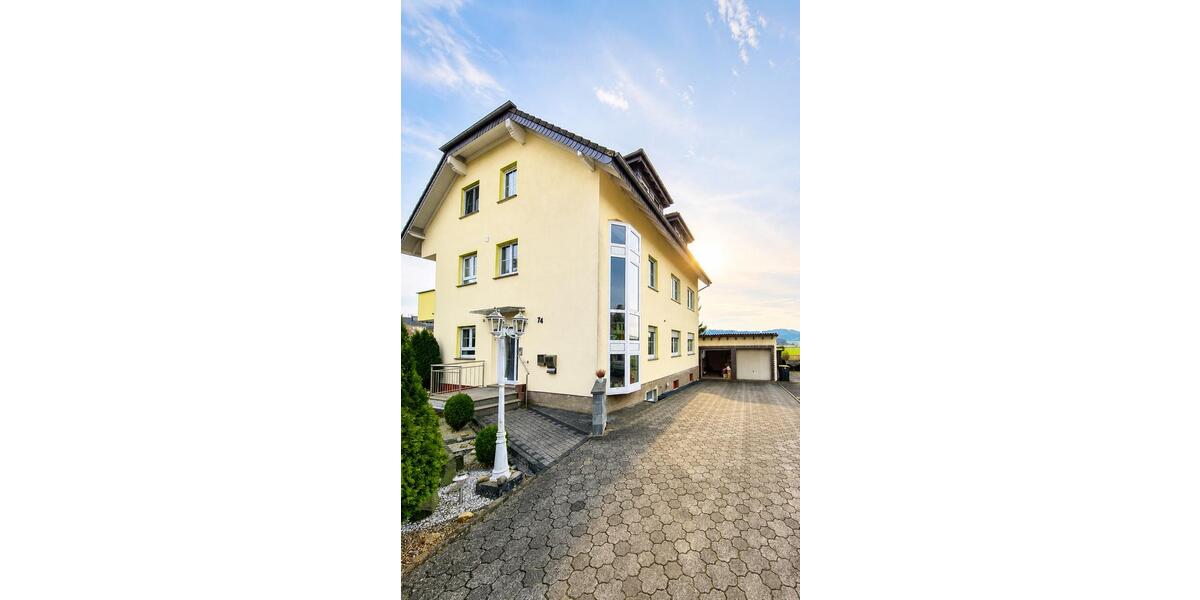 Etagenwohnung Kalbach - 7 Zimmer, 170 m&sup2;, 1.000&euro; | Angebot:26665471