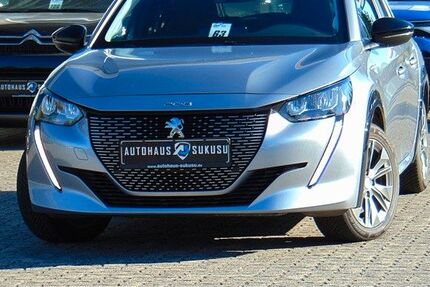 Peugeot 208 18.699 km 15.990 € Neumünster 24537