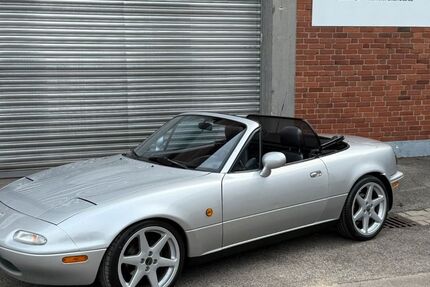 Mazda MX-5 121.780 km 12.499 &euro; Düren 52353
