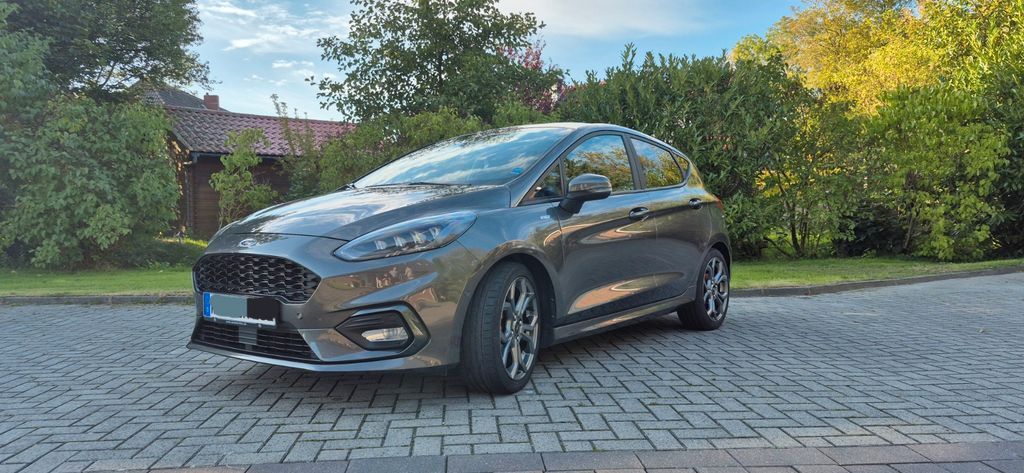 Ford Fiesta 66.637 km 14.300 € Neuharlingeriel 26427