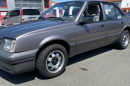 Opel Ascona