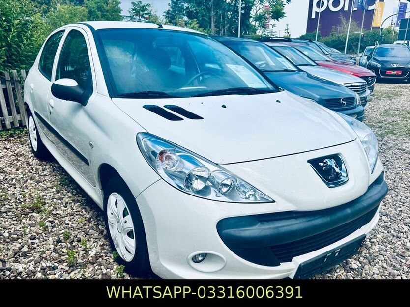 Peugeot 206 153.243 km 1.999 € Potsdam 14480