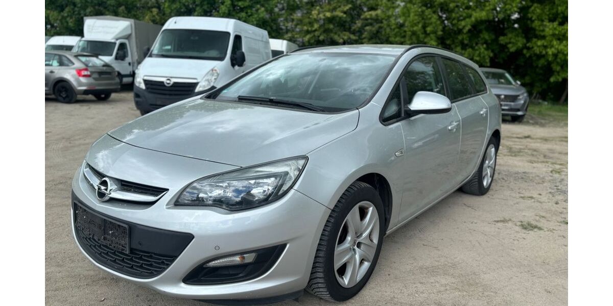 Opel Astra 112.000 km 5.990 &euro; Mittenwalde 15749