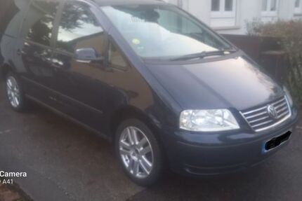 VW Sharan 207.000 km 5.950 &euro; Leinfelden 70771