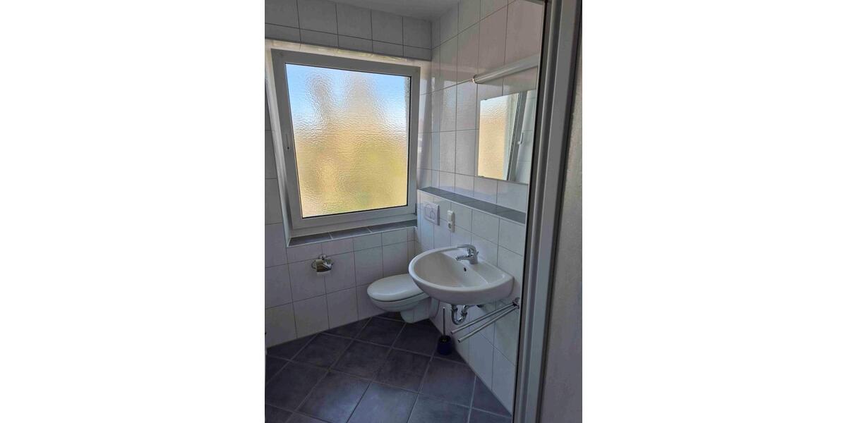 Etagenwohnung Sinzing - 3 Zimmer, 73 m&sup2;, 680&euro; | Angebot:26407139