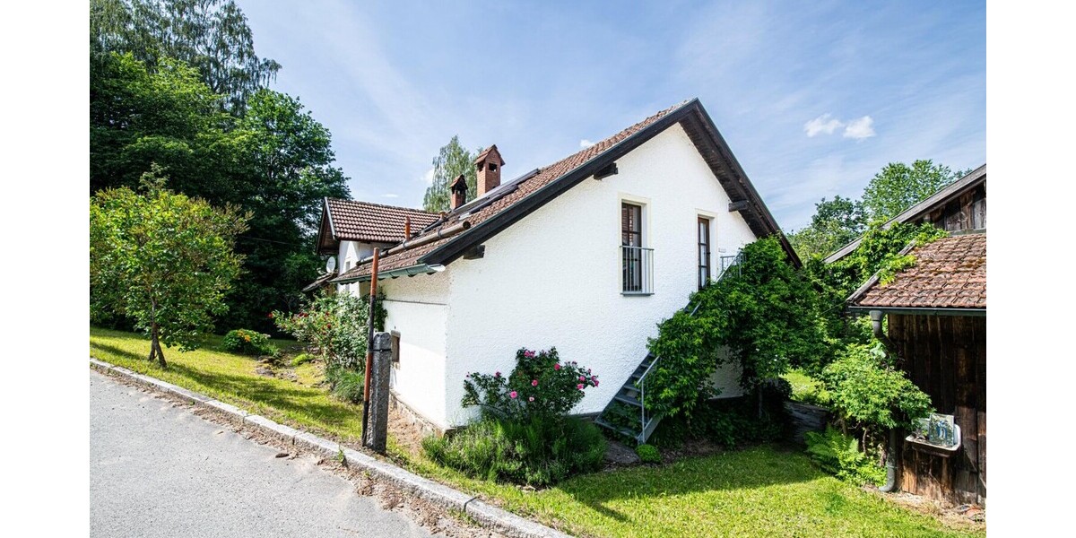 „Idyllisches Bauernhaus mit Teich & eigener Quelle – Ruhe, Natur und Geschichte vereint“ - Bauernhaus, Landhaus Weiding | Angebot:27091124