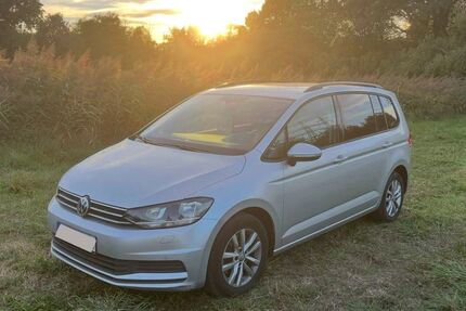 VW Touran 93.631 km 18.590 &euro; Ettlingen 76275