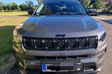 Jeep Compass 43.000 km 20.900 &euro; Delitzsch 04509