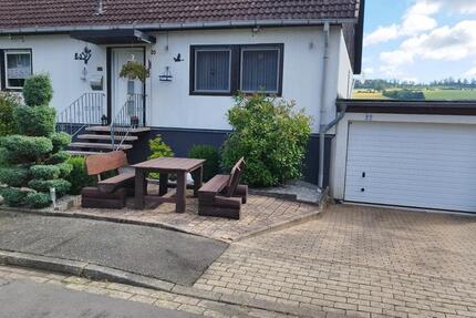 Haus Bad Lauterberg im Harz - 7 Zimmer, 200 m&sup2;, 260.000&euro; | Angebot:27004040