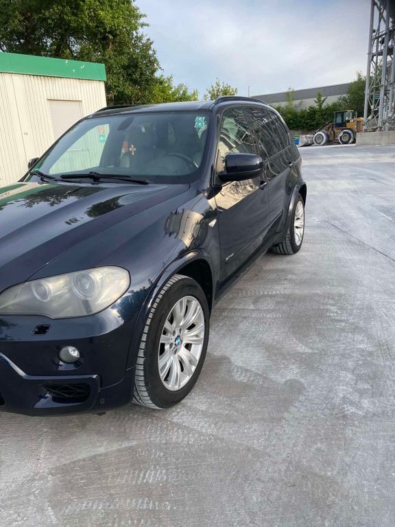 X5