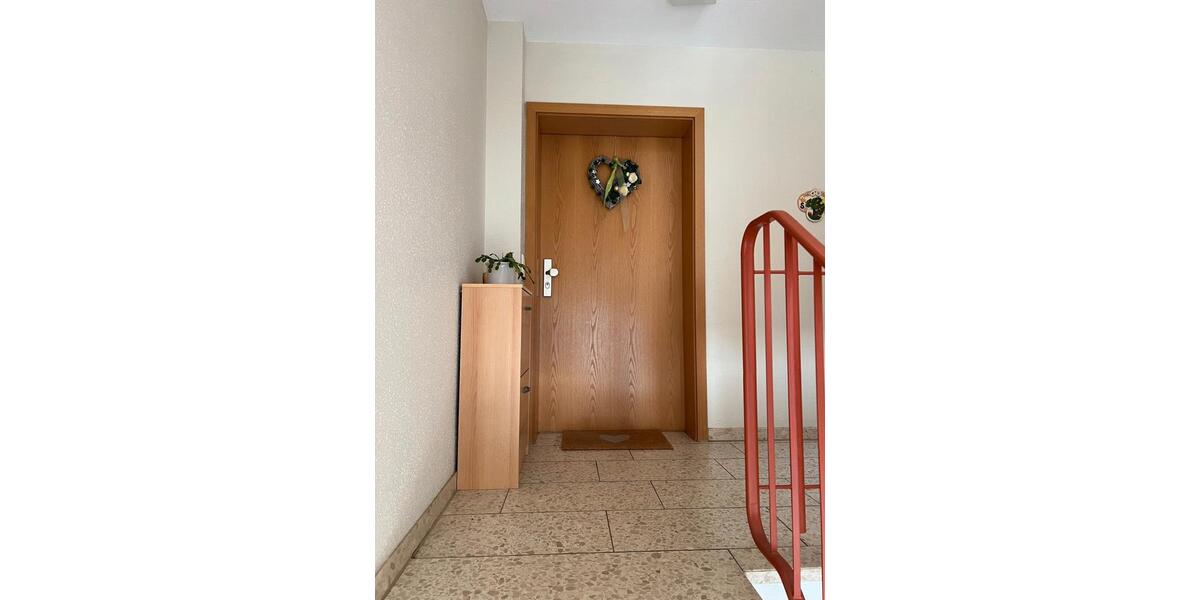 Etagenwohnung Ludwigsburg - 3.5 Zimmer, 85 m&sup2;, 359.000&euro; | Angebot:26689106