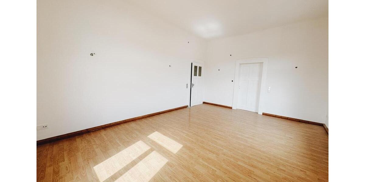 Etagenwohnung Würzburg Dürrbachau - 5 Zimmer, 139 m&sup2;, 1.650&euro; | Angebot:26256084