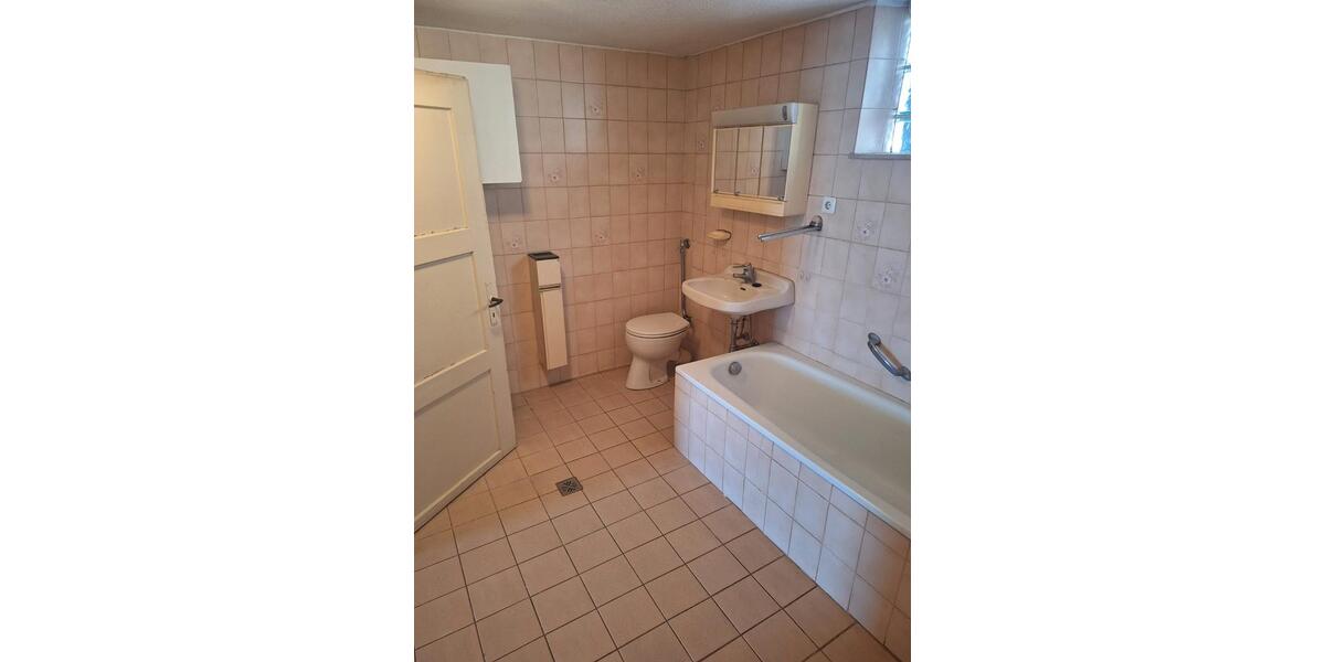 Einfamilienhaus Steinweiler - 7 Zimmer, 170 m&sup2;, 248.500&euro; | Angebot:26398915