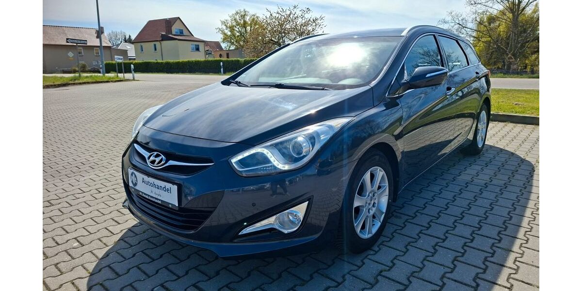 Hyundai i40 109.002 km 6.500 &euro; Borna 04552