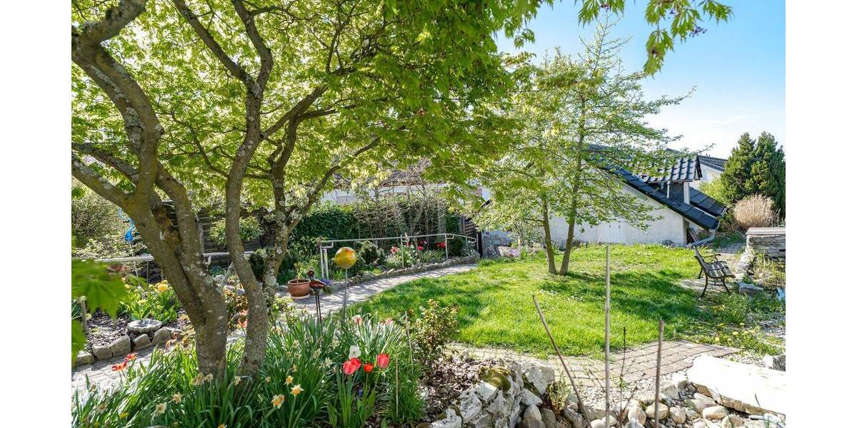 Einfamilienhaus Neu-Anspach Anspach - 7 Zimmer, 250 m&sup2;, 798.000&euro; | Angebot:26378664