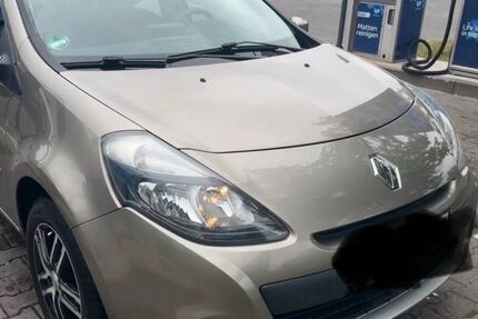 Renault Clio 115.000 km 3.900 &euro; Wildau 15745