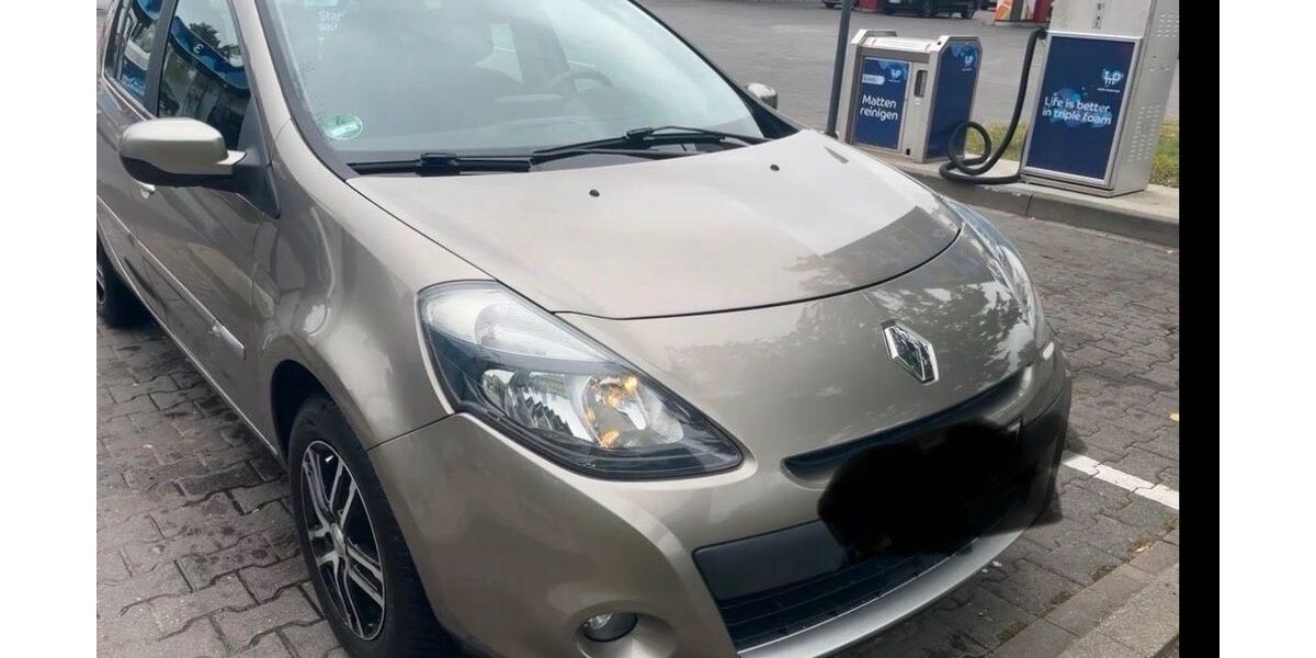 Renault Clio 115.000 km 3.900 &euro; Wildau 15745