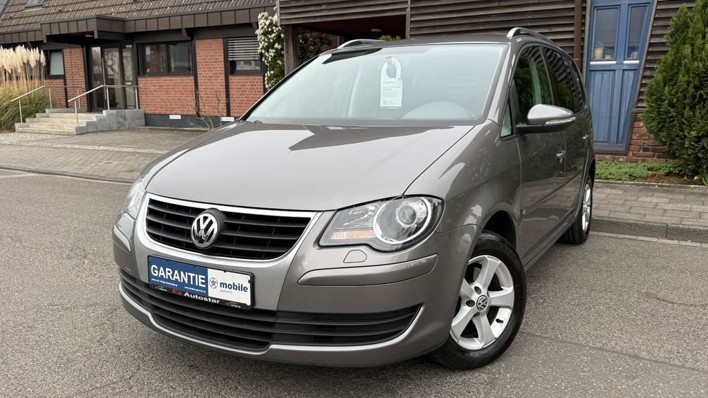 VW Touran 220.000 km 6.990 &euro; Mönchengladbach 41068