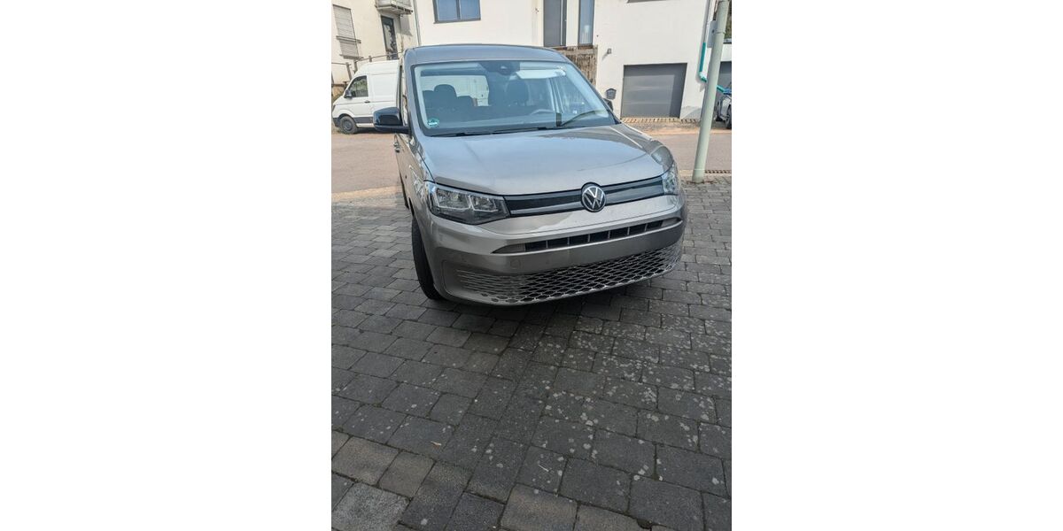 VW Caddy 63.000 km 20.800 &euro; Nalbach 66809